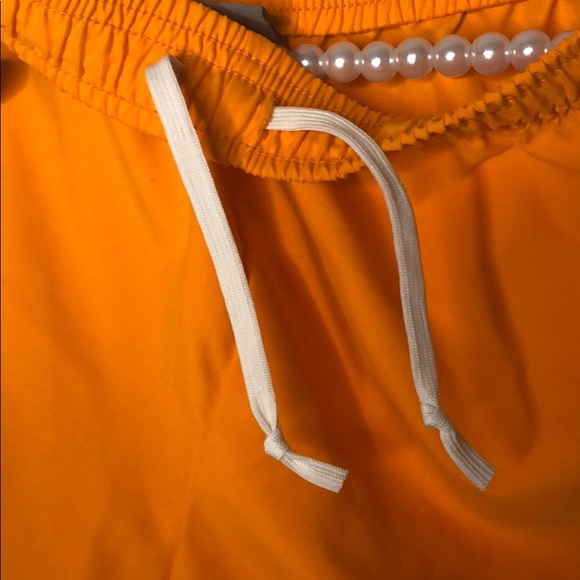 Nike women’s shorts, with draw string and pocket - Picture 5 of 6